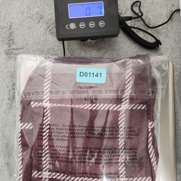 Maurices Top Womens XS Red White Felicity Windowpane Blouson Sleeve Stretch Knit - Picture 9 of 9